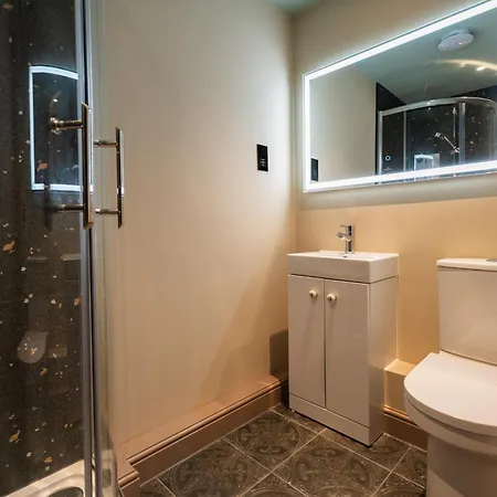 Darwin - 1 Bedroom Luxury By Mint *